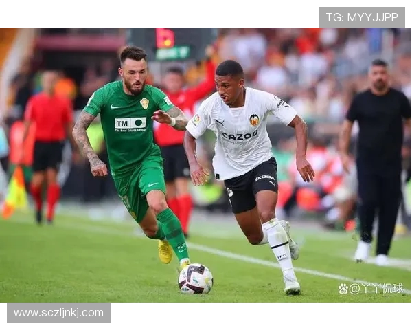 埃尔切与加的斯激战正酣比分悬念迭起引人关注 埃尔切与加的斯激战正酣比分悬念迭起引人关注