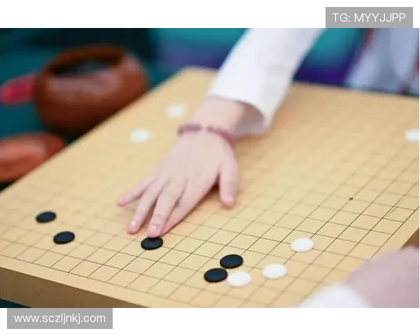 阿法狗挑战五人团队智力对决谁能在围棋世界中胜出