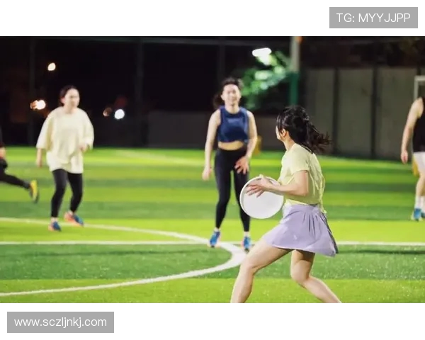 飞盘运动的魅力与挑战:深入解析北京飞盘队的耐力训练与比赛表现 飞盘运动的魅力与挑战:深入解析北京飞盘队的耐力训练与比赛表现