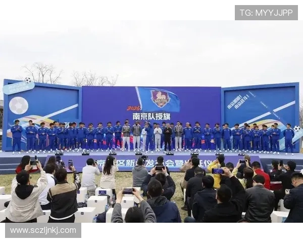 南京排球队逆袭之旅特别报道展现拼搏精神与团队协作的辉煌时刻 南京排球队逆袭之旅特别报道展现拼搏精神与团队协作的辉煌时刻