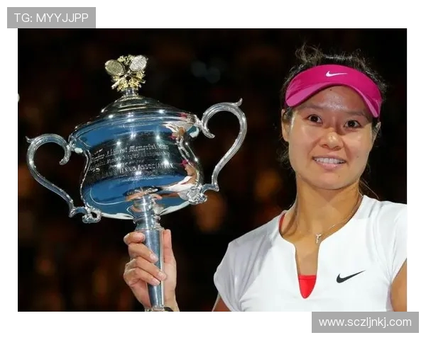 成都网球队的逆袭之旅：从默默无闻到全国瞩目的网球传奇